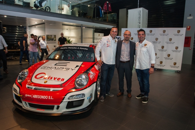 019 presentacin porsche 2010 ares racing 037